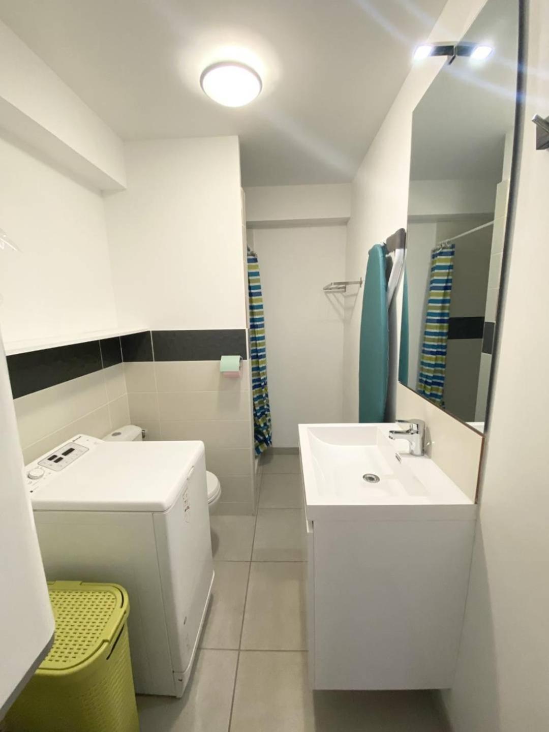 As21673 - Studio En Rez De Chaussee Face Au Canal Le Grau-du-Roi Zewnętrze zdjęcie